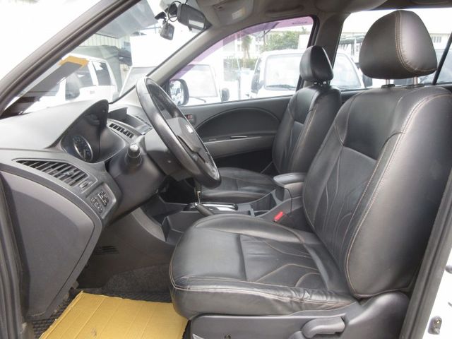 2020年勁歌 自排 定速 可貸款 好開有力 歡迎賞車!!  第5張相片