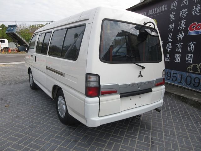 2016年12月得利卡 政府退役輪椅*福祉車可改回8人座 車美好開 可全貸 歡迎賞車!!  第4張相片