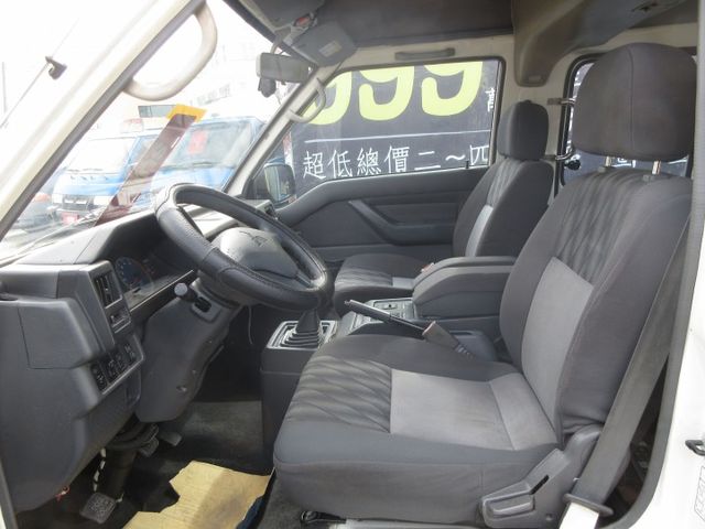 2016年12月得利卡 政府退役輪椅*福祉車可改回8人座 車美好開 可全貸 歡迎賞車!!  第5張相片