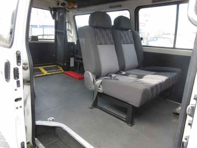 2016年12月得利卡 政府退役輪椅*福祉車可改回8人座 車美好開 可全貸 歡迎賞車!!  第7張相片