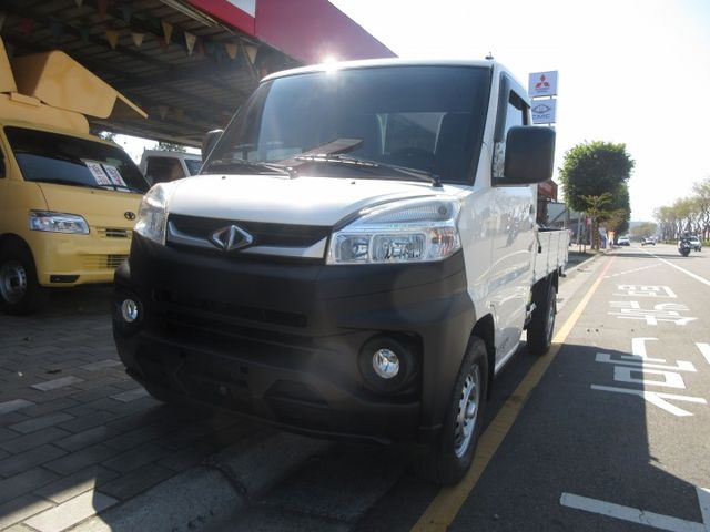 2023年菱利 自排貨車 里程保證6萬多公里 車美好開 可全貸 歡迎賞車!  第1張相片