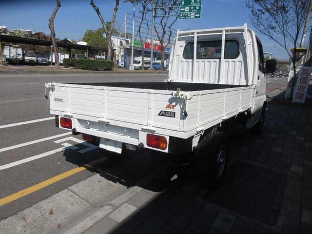 2023年菱利 自排貨車 里程保證6萬多公里 車美好開 可全貸 歡迎賞車!  第2張相片