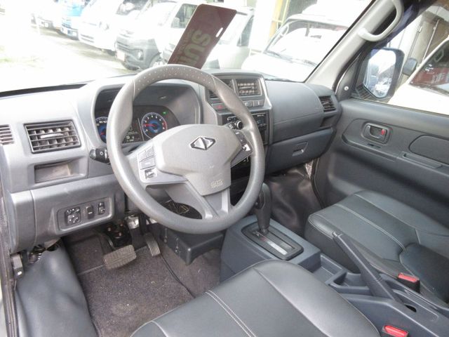 2023年菱利 自排˙客貨版 僅跑6萬多 車美好開 可全貸 歡迎賞車!!  第12張相片