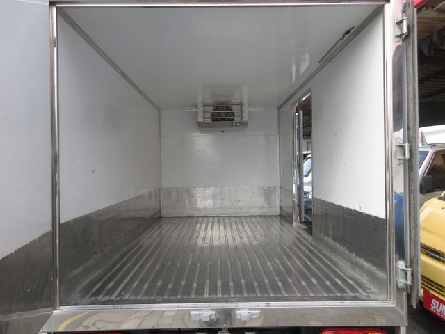 2022年 波特 自排 冷凍-5度 僅跑8萬多 車美好開 可全貸 歡迎賞車!!  第8張相片