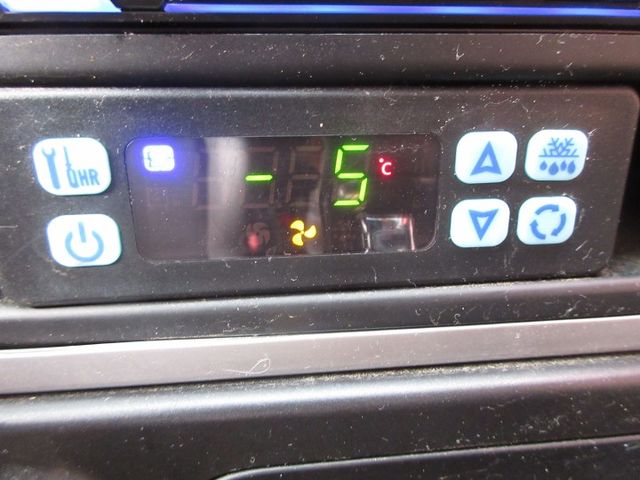 2022年 波特 自排 冷凍-5度 僅跑8萬多 車美好開 可全貸 歡迎賞車!!  第13張相片