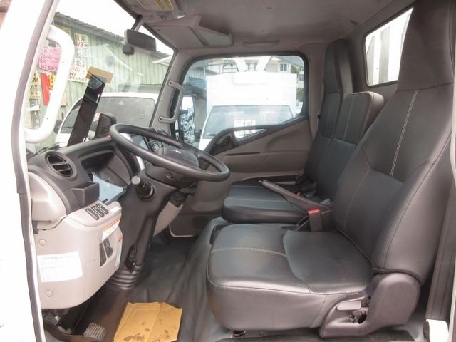 2023年 堅達14尺半 手排 里程保證1萬5千多公里 車美好開 可全貸 歡迎賞車!!  第5張相片