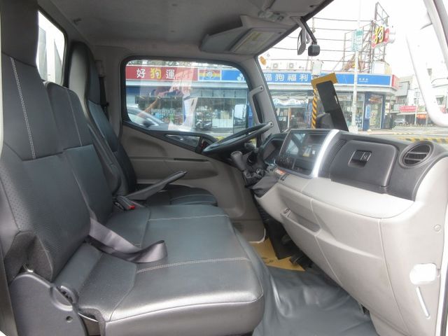 2023年 堅達14尺半 手排 里程保證1萬5千多公里 車美好開 可全貸 歡迎賞車!!  第6張相片