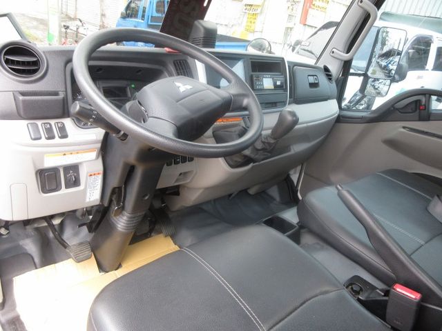 2023年 堅達14尺半 手排 里程保證1萬5千多公里 車美好開 可全貸 歡迎賞車!!  第9張相片