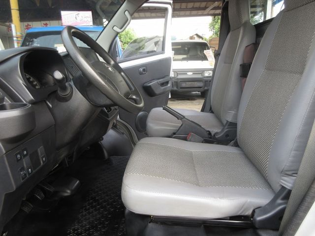 2023年豐田 TOWN ACE 手排 僅跑7萬多 車美好開 可全貸 歡迎賞車  第5張相片