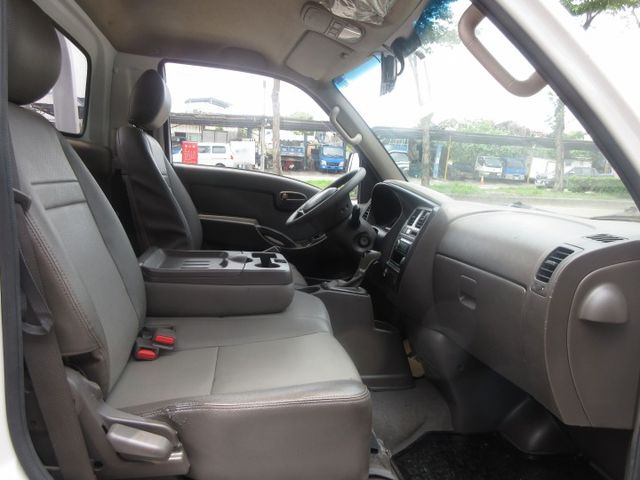 2024年 波特 自排 僅跑7萬多 車美好開 可全貸 歡迎賞車!!  第6張相片