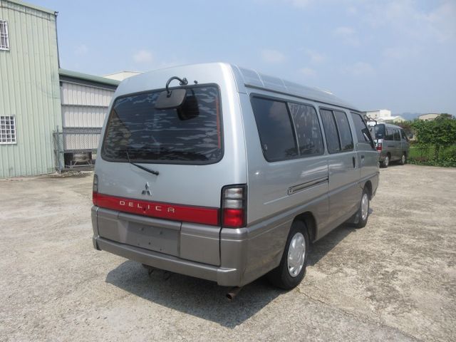 2010年得利卡 客貨版 里程保證8萬多 一手車 車美好開 可全貸 歡迎賞車  第2張相片