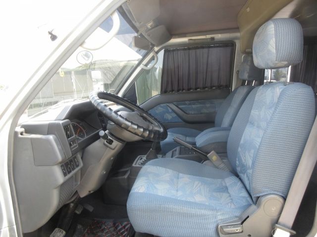 2010年得利卡 客貨版 里程保證8萬多 一手車 車美好開 可全貸 歡迎賞車  第5張相片