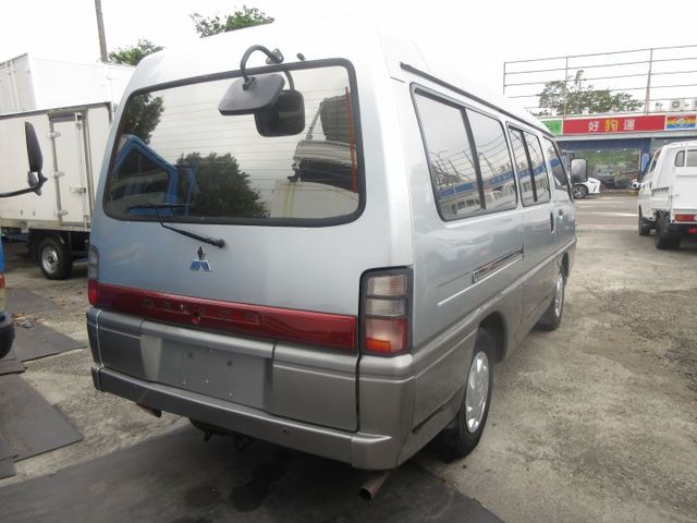 2010年得利卡 客貨版 里程保證13萬多 一手車 車美好開 可全貸 歡迎賞車  第2張相片