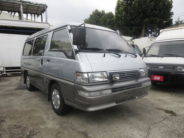 2010年得利卡 客貨版 里程保證13萬多 一手車 車美好開 可全貸 歡迎賞車  第3張相片