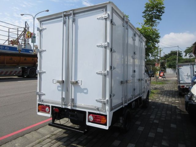 2021年波特 自排 高箱 僅跑4萬多 車美好開 可全貸 歡迎賞車!!  第2張相片