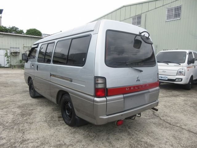 2010年得利卡 客貨版 里程保證12萬多 一手車 車美好開 可全貸 歡迎賞車  第4張相片