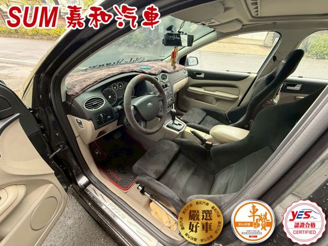 SUM嘉和汽車FOCUS天窗/恆溫空調/賽車椅/電動後視鏡/倒車雷達  第5張相片
