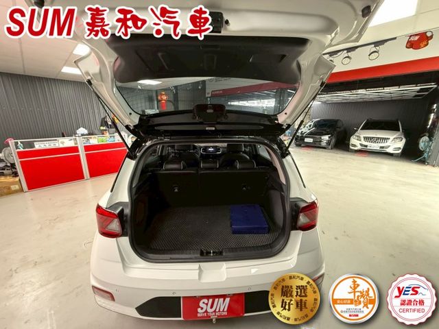 SUM嘉和汽車VENUE  第5張相片