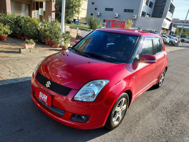 頂配~I-KEY~電動椅~倒車影像~恆溫~雙安~ABS~衛星導航~場內小車數十台~歡迎預約賞車~輕鬆全額貸~  第2張相片