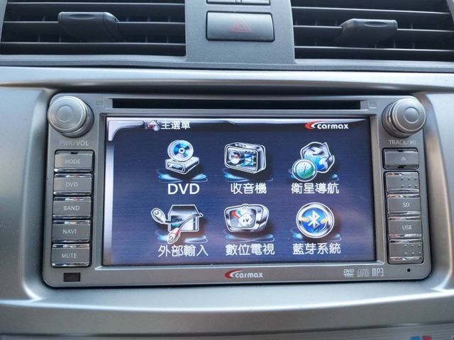國民必備款~原廠六合一電視~HID~GPS~雙安ABS~空間大~內裝美~場內數十台國民車~輕鬆全額貸~  第12張相片
