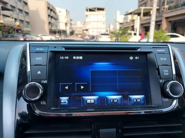 16年款~雙安~ABS~電視~倒影～車庫車～內裝美～場內國民車數十台~歡迎預約賞車~輕鬆全額貸~  第12張相片