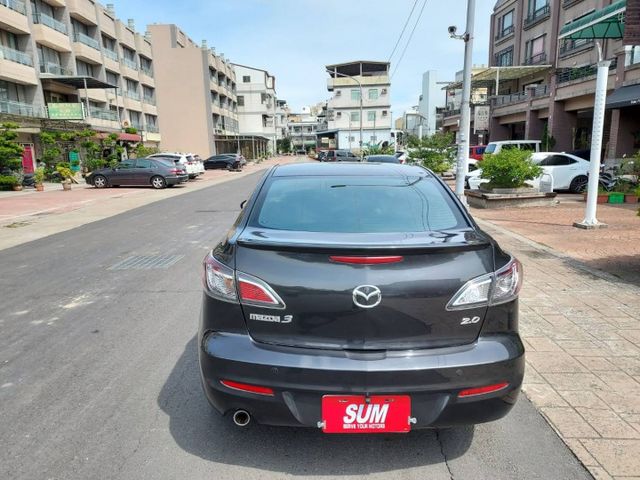 ~定速~快撥鍵~天窗~安卓機~倒車影像~導航~場內數十台國民車~歡迎預約賞車~輕鬆全額貸~  第4張相片