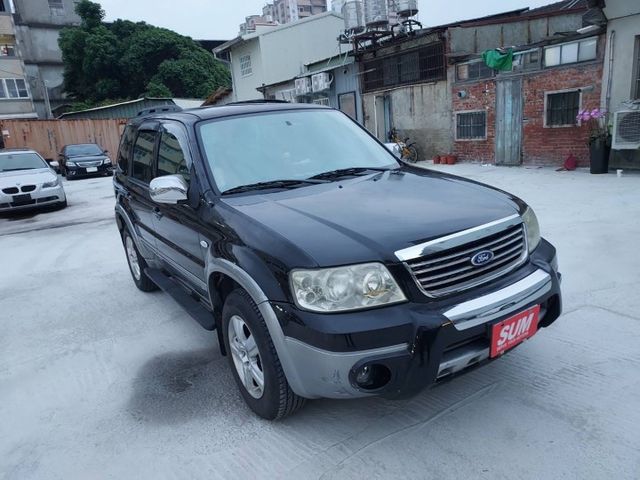 ~天窗~車頂行李架~雙安~ABS~空間大內裝美~經濟實惠的休旅車~現場國民車數十台~歡迎預約賞車~輕鬆全額貸~  第3張相片
