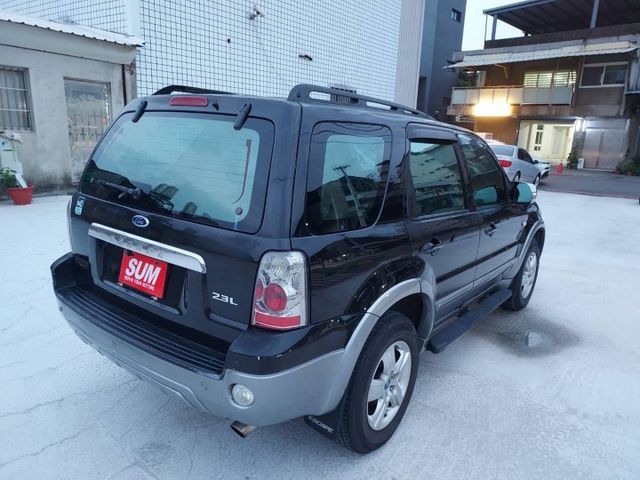 ~天窗~車頂行李架~雙安~ABS~空間大內裝美~經濟實惠的休旅車~現場國民車數十台~歡迎預約賞車~輕鬆全額貸~  第4張相片