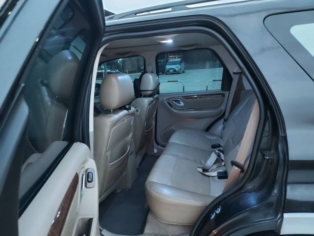 ~天窗~車頂行李架~雙安~ABS~空間大內裝美~經濟實惠的休旅車~現場國民車數十台~歡迎預約賞車~輕鬆全額貸~  第9張相片