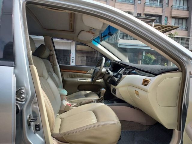~天窗~場內國民車數十台~歡迎預約賞車~  第8張相片