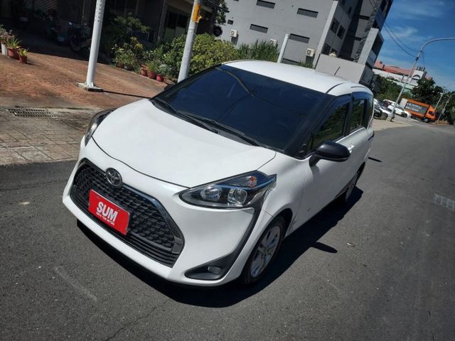 ~I-KEY~車門感應~雙安~ABS~循跡防滑~原廠大螢幕~場內國民車數十台~歡迎預約賞車~輕鬆全額貸~  第2張相片