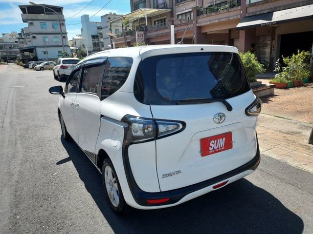 ~I-KEY~車門感應~雙安~ABS~循跡防滑~原廠大螢幕~場內國民車數十台~歡迎預約賞車~輕鬆全額貸~  第5張相片