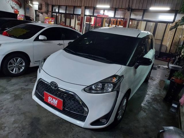 ~I-KEY~8安~車門感應~循跡防滑~車道偏移~場內國民車數十台~歡迎預約賞車~輕鬆全額貸~  第2張相片