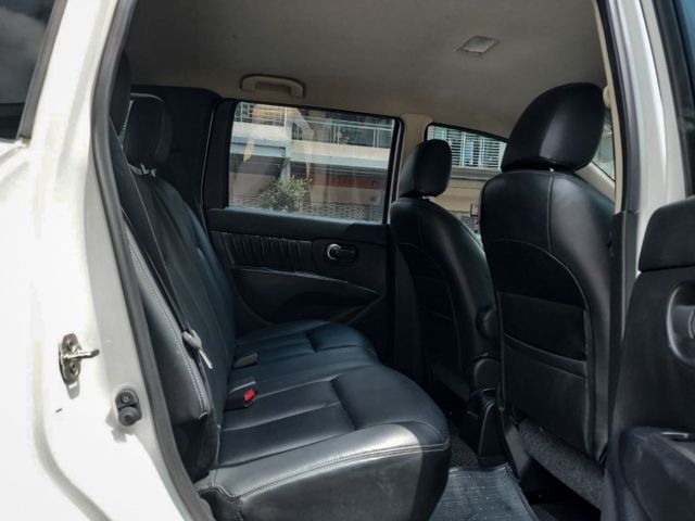 ~車頂架~雙安~ABS~空間大內裝美~場內國民車數十台~歡迎預約賞車~輕鬆全額貸~  第10張相片