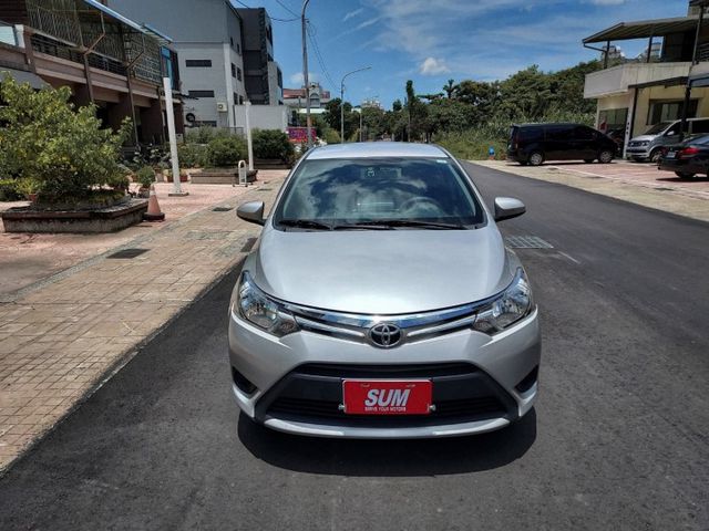 ~雙安~ABS~電視~衛星導航~車庫車~內裝美~場內國民車數十台~歡迎預約賞車~輕鬆全額貸~  第1張相片