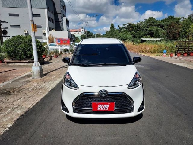 ~I-KEY~8顆安全氣囊~車門感應~恆溫~循跡防滑~場內同款車多台~歡迎預約賞車~輕鬆全額貸~  第1張相片