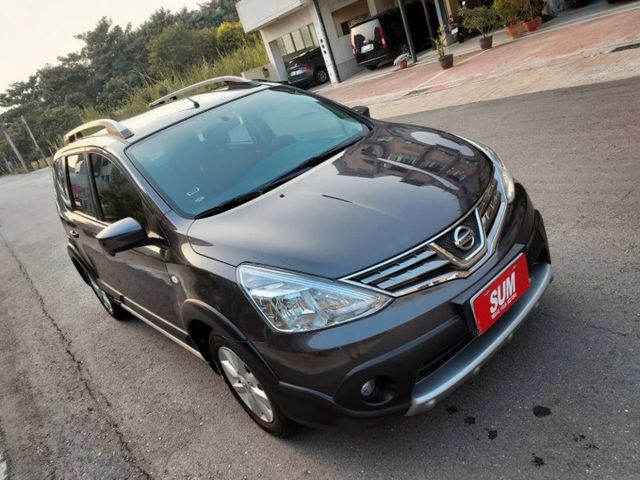 ~超值首選新款引擎~行李架~空間大~內裝美~都會型小休旅~場內國民車數十台~歡迎預約賞車~輕鬆全額貸～  第3張相片