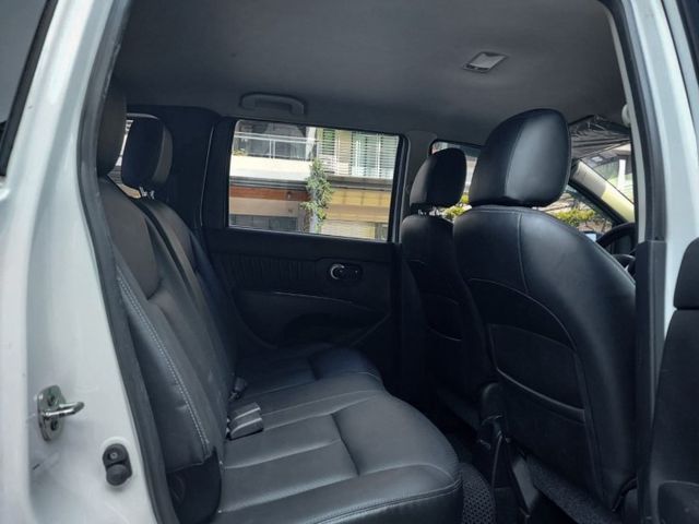 行家皮椅版~行李架~空間大~內裝美~都會型小休旅~場內國民車數十台~歡迎預約賞車~  第10張相片