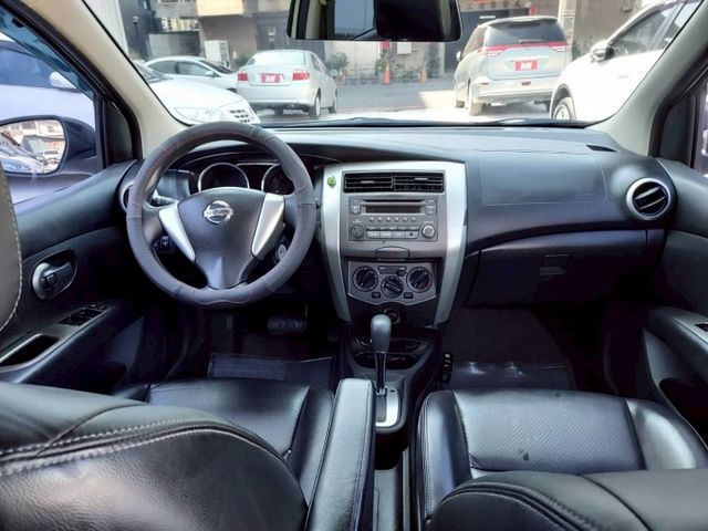 行家皮椅版~行李架~空間大~內裝美~都會型小休旅~場內同款車多台~歡迎預約賞車~輕鬆全額貸~  第11張相片