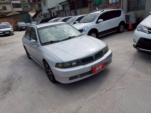 ~頂級天窗恆溫版~一手車~經濟實惠~現場國民車數十台~歡迎預約賞車~  第3張相片