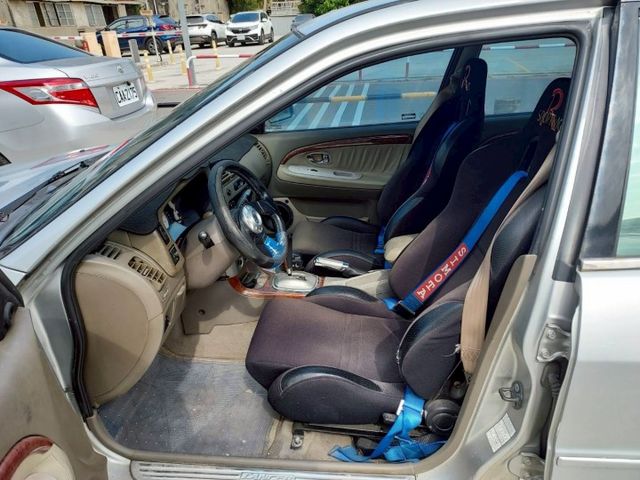 ~頂級天窗恆溫版~一手車~經濟實惠~現場國民車數十台~歡迎預約賞車~  第7張相片