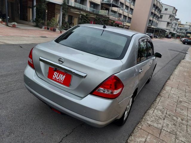 ~I-KEY~定速~大螢幕安卓機~僅開9萬公里～空間大～內裝美～場內國民車數十台～歡迎預約賞車~輕鬆全額貸~  第4張相片