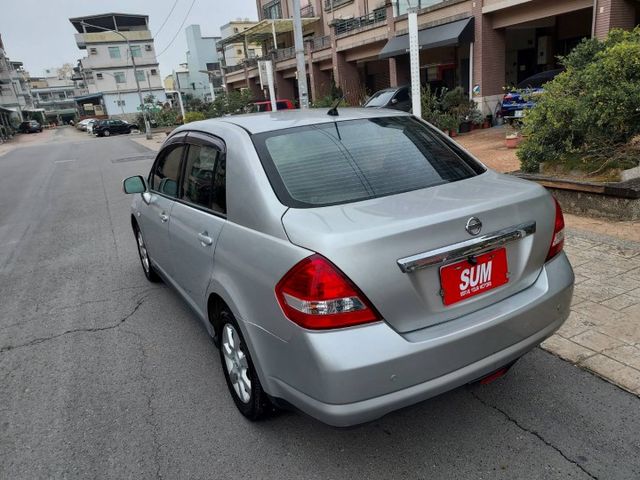 ~I-KEY~定速~大螢幕安卓機~僅開9萬公里～空間大～內裝美～場內國民車數十台～歡迎預約賞車~輕鬆全額貸~  第5張相片