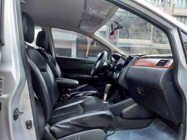 ~I-KEY~定速~大螢幕安卓機~僅開9萬公里～空間大～內裝美～場內國民車數十台～歡迎預約賞車~輕鬆全額貸~  第8張相片