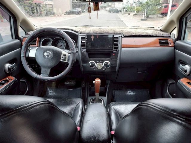 ~I-KEY~定速~大螢幕安卓機~僅開9萬公里～空間大～內裝美～場內國民車數十台～歡迎預約賞車~輕鬆全額貸~  第11張相片