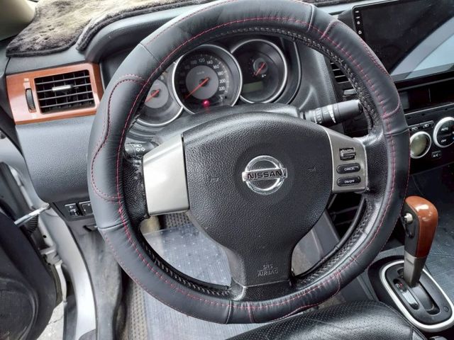 ~I-KEY~定速~大螢幕安卓機~僅開9萬公里～空間大～內裝美～場內國民車數十台～歡迎預約賞車~輕鬆全額貸~  第12張相片