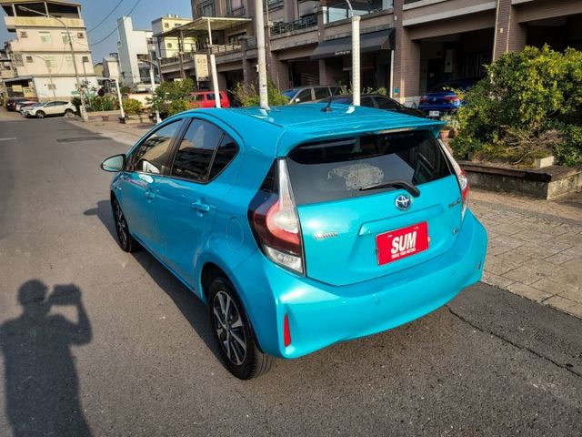 ~I-KEY~車門感應~9 安~定速~循跡防滑~盲點偵測~歡迎預約賞車~輕鬆全額貸~  第5張相片