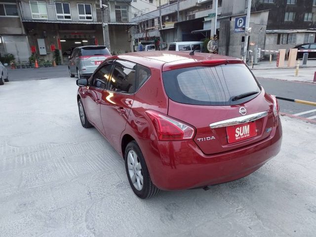 ~i-key~恆溫~多功能影音~定速~皮椅~方向盤快控鍵~後座分離傾倒~輕鬆全額貸~  第5張相片