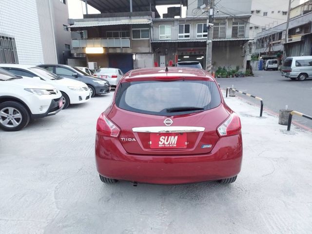 ~i-key~恆溫~多功能影音~定速~皮椅~方向盤快控鍵~後座分離傾倒~輕鬆全額貸~  第6張相片