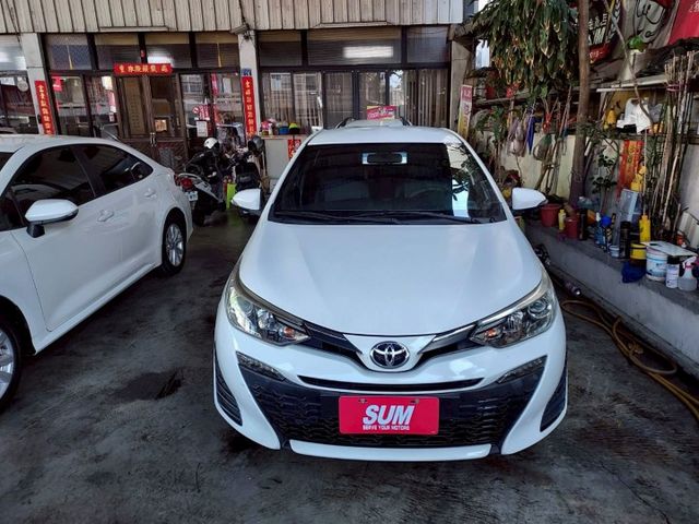 ~雙安~恆溫~循跡防滑~多功能影音~鋁圈~場內同款車多台~歡迎預約賞車~輕鬆全額貸~  第1張相片